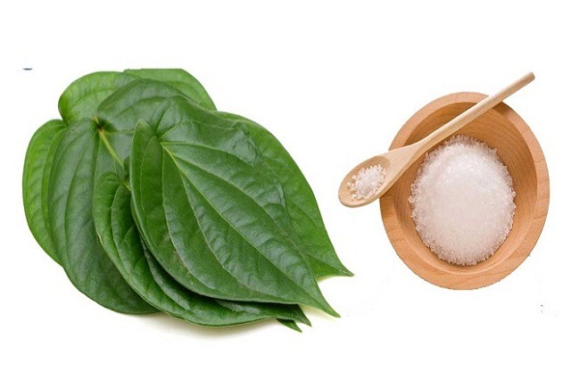 Chữa nấm phụ khoa bằng trầu không và muối