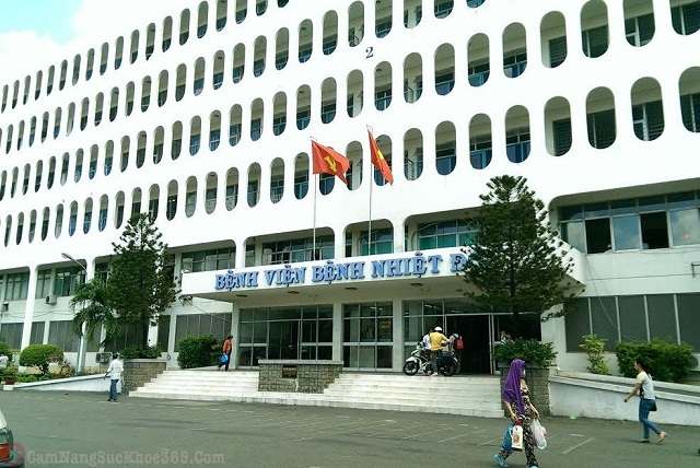 Khám viêm lộ tuyến cổ tử cung