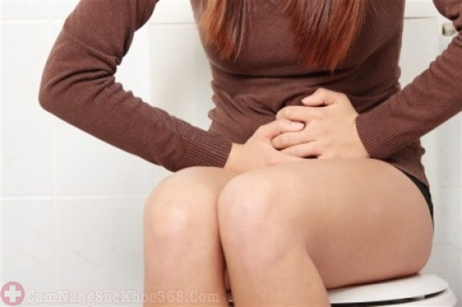 Buốt khi tiểu tiện dấu hiệu bệnh viêm âm đạo