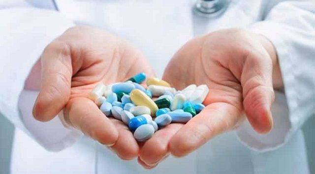 Chữa bệnh viêm phụ khoa bằng thuốc kháng sinh