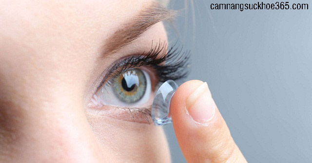 bị ngứa khóe mắt do đâu? Biểu hiện bệnh gì?
