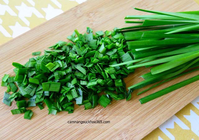 Khám phá cách trị mề đay từ lá hẹ
