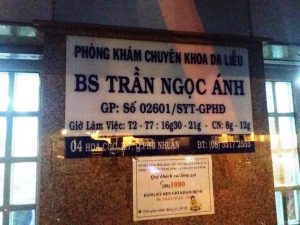 bác sĩ trị viêm da cơ địa