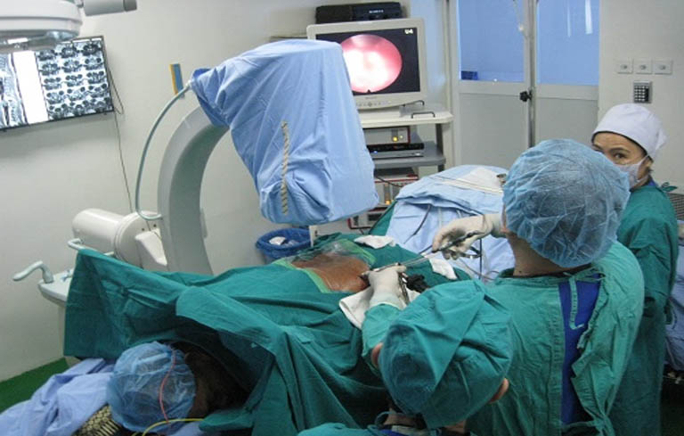 Phẫu thuật thoát vị đĩa đệm bằng phương pháp nội soi