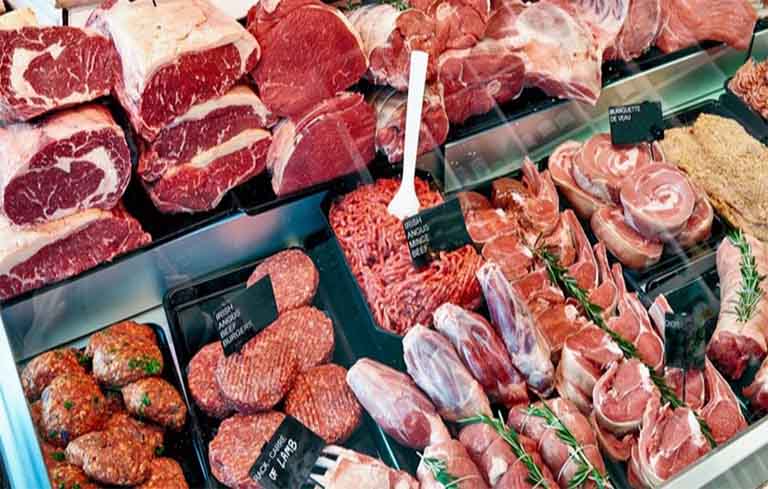 Người bị thoái hoá khớp gối nên tránh xa thịt đỏ và nội tạng động vật